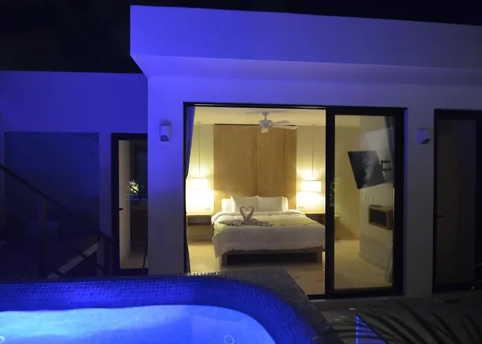 Anah Playa Luxury Penthouses And