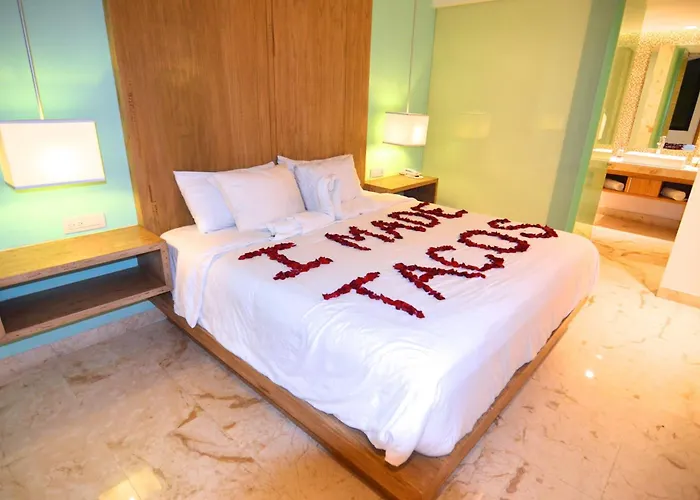 Anah Playa Luxury Penthouses And Playa del Carmen